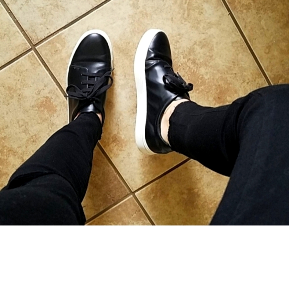 Vince sneakers